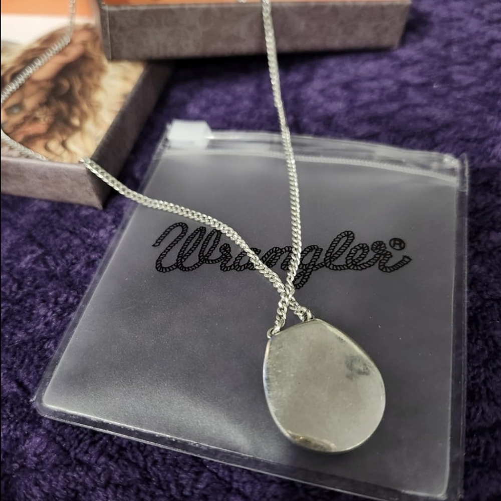 Wrangler Turquoise Pendant Necklace - Picture 3 of 5